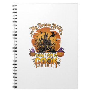 Caderno Espiral Vassoura Quebrou Panela Casa Assombrada de Hallowe