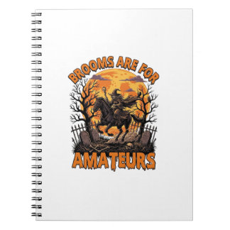 Caderno Espiral Vassouras São Amadores Halloween Bruxa Cavalo Lua 