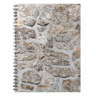 Caderno Espiral Velho muro de pedra na fortaleza de Belgrado, serr