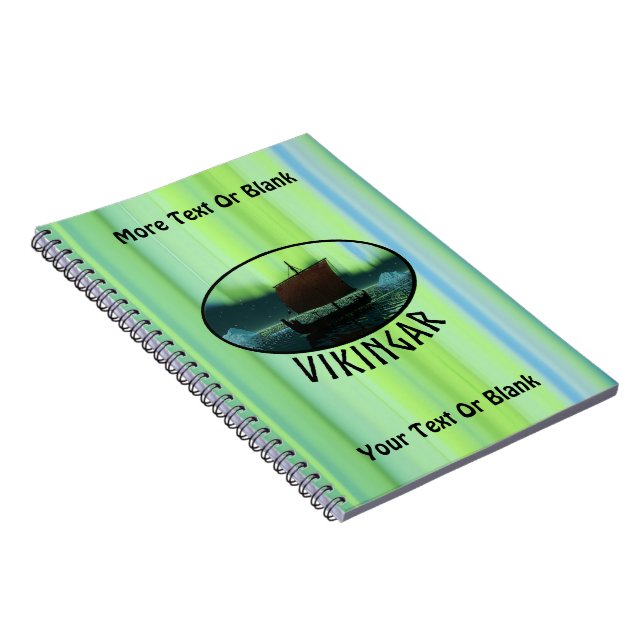 Caderno Espiral Viagem de navio sob luzes de Norte (Lado Direito)