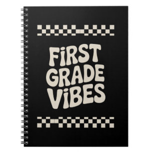 Caderno Espiral Vibes do Primeiro Dia do Primeiro Ano Volta às Aul