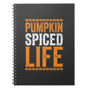 Caderno Espiral Vida Temperada com Abóbora Tipografia de Halloween