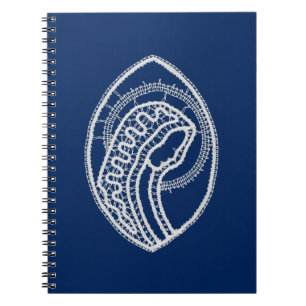 Caderno Espiral Virgem Abençoada Maria, renda branca, azul marinho