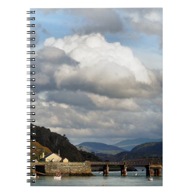 CADERNO ESPIRAL VISÕES DAS PAREDES (Frente)