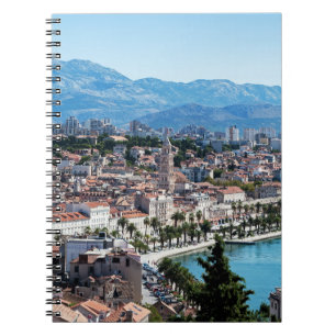 Caderno Espiral Vista aérea da cidade dividida, Dalmácia, Croác