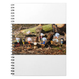 Caderno Espiral Werkende Fubby's in hun houtzagerij.