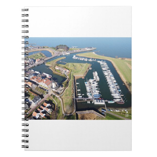 Caderno Espiral Willemstad in Nederland met moderne haven. (Frente)