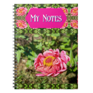 Caderno Espiral Zinnia Rosa Com Tapete Amarelo