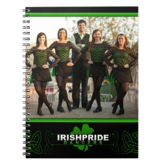 Caderno irlandês dos dançarinos do orgulho
