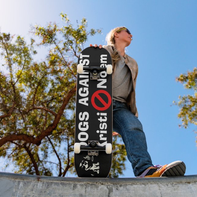 Cães Contra Skate de Kristi Noem (Ao ar livre 1)