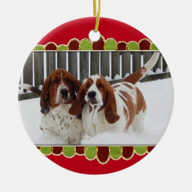 Cães de Basset na neve em enfeites de natal (Frente)