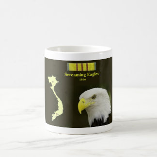 Café 101st na caneca de Vietnam