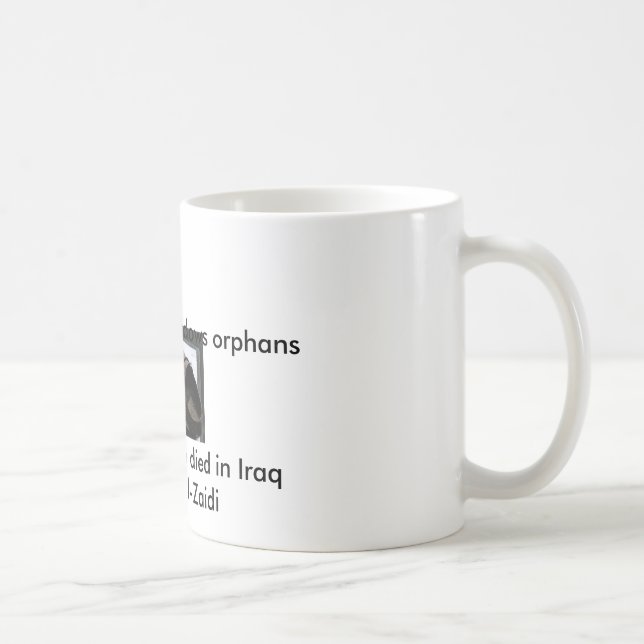 Café Beijo de adeus Bush & caneca dos calçados. (Direita)