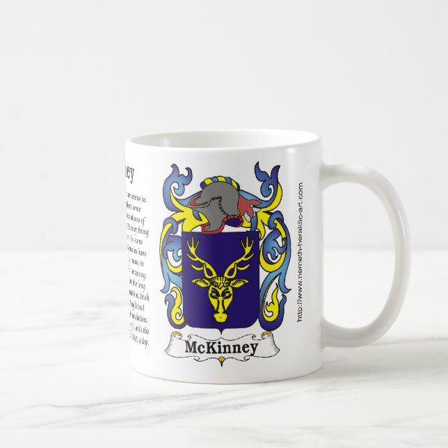 Café Brasão da família de McKinney em uma caneca (Direita)