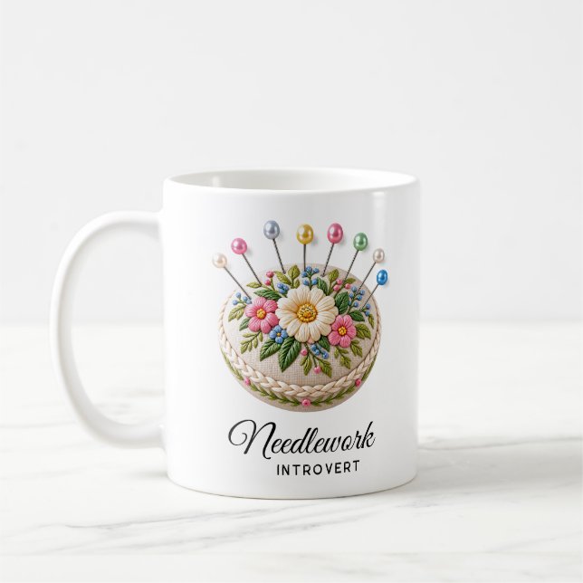 Café Caneca Almofada de Alfinetes Bordada — Introvertid (Esquerda)