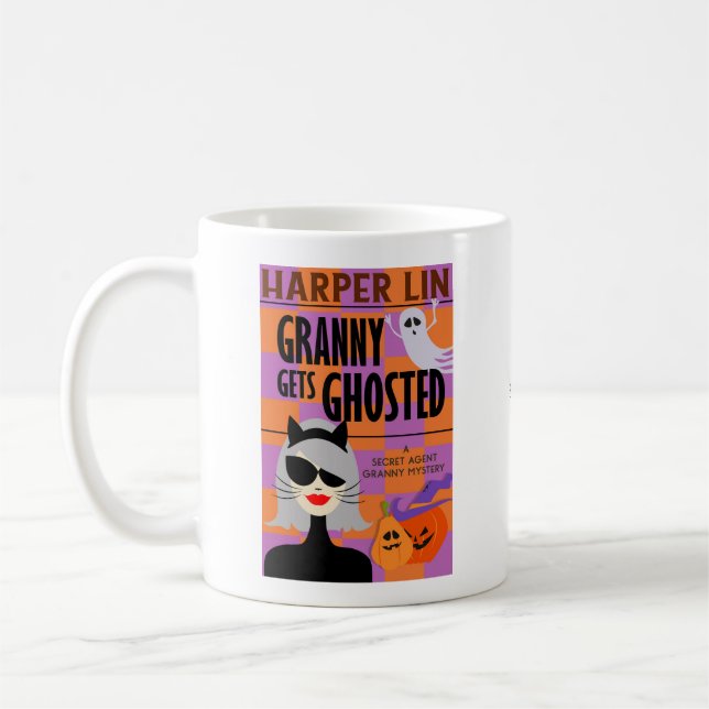 Café Caneca com Capa do Livro Granny Gets Ghosted de Ha (Esquerda)