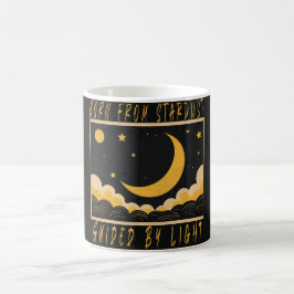 Café Caneca com Desenho Celestial de Lua Crescente