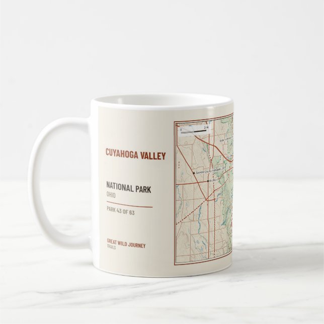 Café Caneca com Mapa do Trilha de Hiking do Parque Naci (Esquerda)