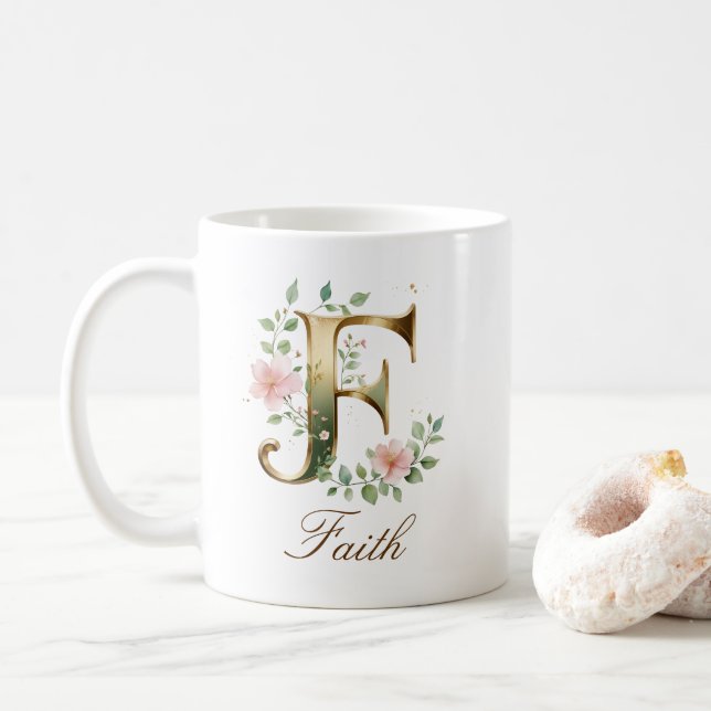 Café Caneca com Monograma de Letra F Floral em Ouro Ele (Com Donut)