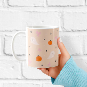 Café Caneca com padrão de fantasma de Halloween de outo