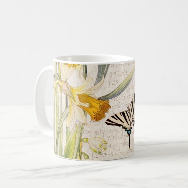 Café Caneca da flor do narciso da borboleta de (Frente Esquerda)