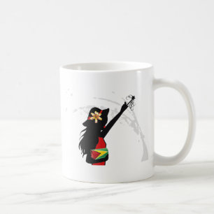 Café Caneca da menina de Guyana