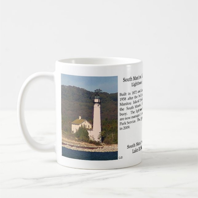 Café Caneca da Torre de Iluminação da Ilha South Manito (Esquerda)