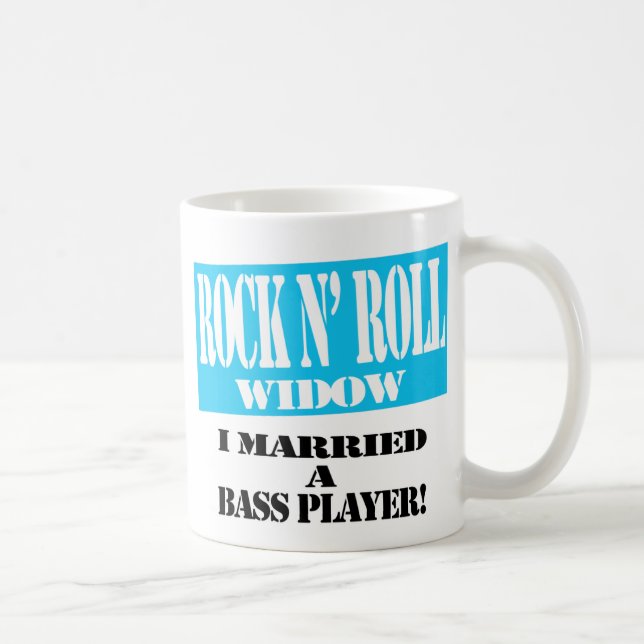 Café Caneca da viúva do rolo de N da rocha - baixista! (Direita)
