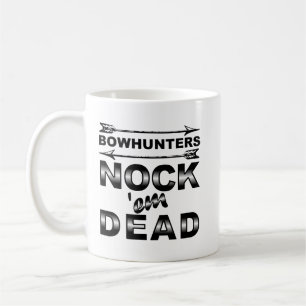 Café Caneca de Caça Engraçada 'Bows Nock'em Dead'