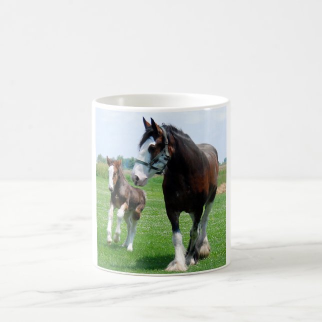 Café Caneca de Clydesdale e de potro (Centro)