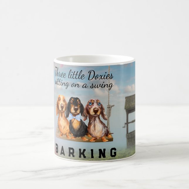 Café Caneca de Dachshund de Cabelo Longo Balançando (Centro)