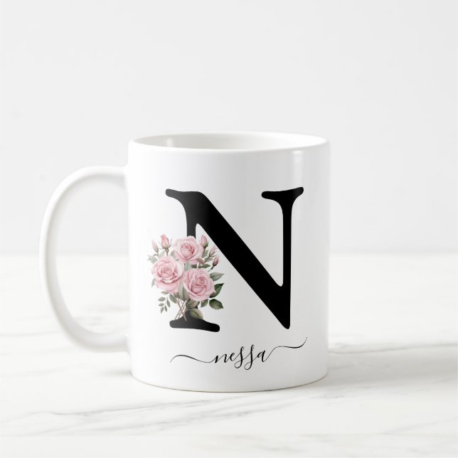 Café Caneca de Flores Florais Monograma Inicial N Rosas (Esquerda)