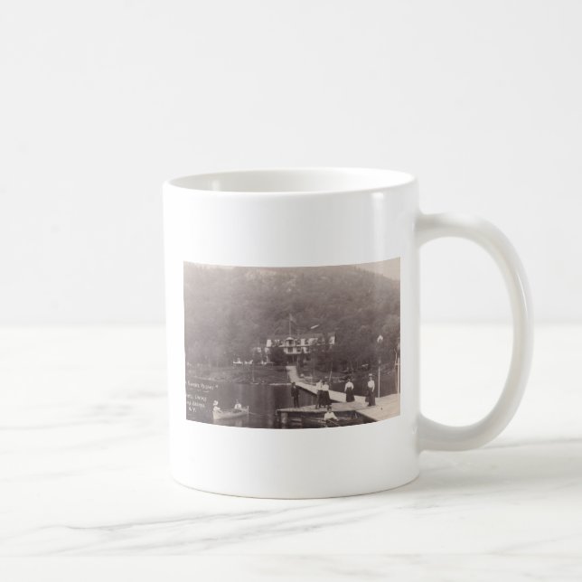 Café Caneca de George NY do lago Uncas do hotel (Direita)