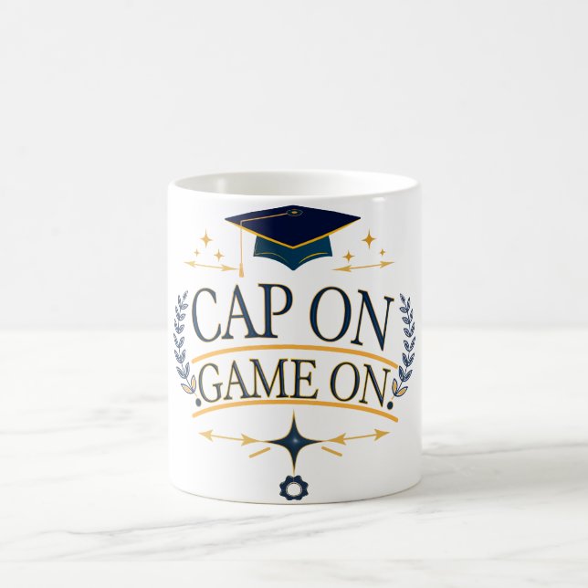 Café Caneca de Graduação Cap On Game On (Centro)