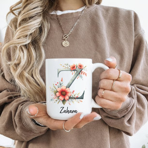 Café Caneca de Inicial Floral Personalizada para Presen