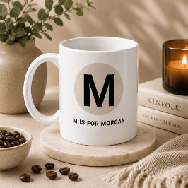 Café Caneca de Inicial Moderna – Design “M de [Nome]”