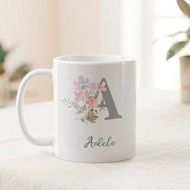 Café Caneca de Inicial Personalizada: Design de Letra F (Criador carregado)