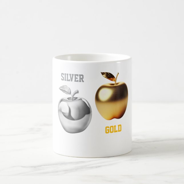 Café Caneca de maçã dourada e prateada (Centro)