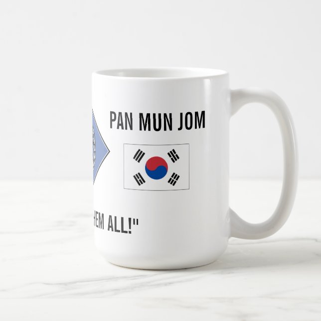 Café Caneca de Mun Jom da bandeja (Direita)