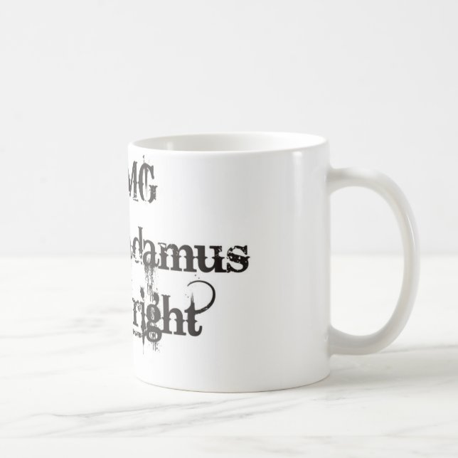Café Caneca de Nostramadus com a pia batismal legal do (Direita)