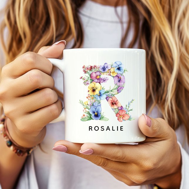 Café Caneca de presente de aniversário com alfabeto flo (floral alphabet mug gift for her, custom mug birthday gift wife, floral monogram graduation for girl)