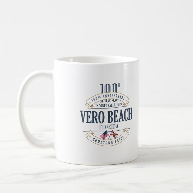 Café Caneca do aniversário de Vero Beach, Florida 100th (Esquerda)