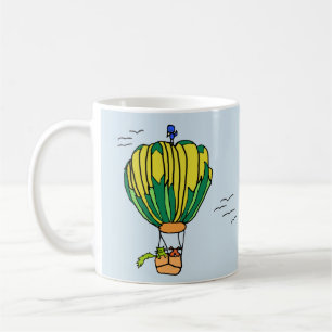 Café caneca do balão de ar quente com gato e cão