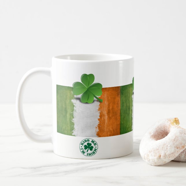 Café Caneca do Dia de São Patrício (Com Donut)