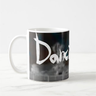 Café Caneca do menino de Dancin