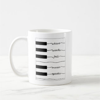 Café Caneca do teclado de piano com citações inspiradas