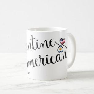 Café Caneca entrelaçada americano dos corações de