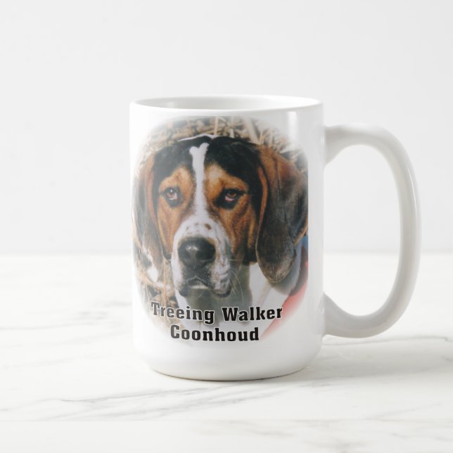 Café Caneca expressivo do Coonhound do caminhante de (Direita)