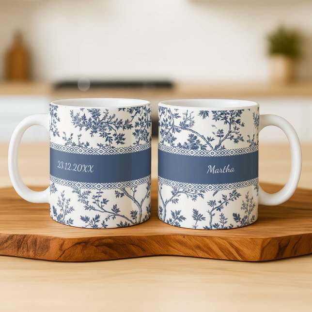 Café Caneca Personalizada Toile De Jouy Nome Data  (Criador carregado)