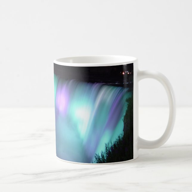 Café Caneca roxa do Aqua da noite de Niagara Falls (Direita)